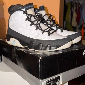 Retro Jordan 9 university blue size 8.5